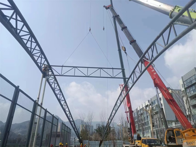 网架主要适用于哪类建筑施工